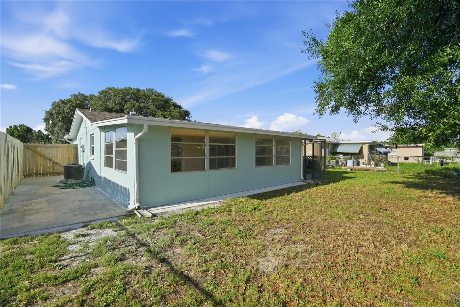 3104 SALISBURY DR — photo 28