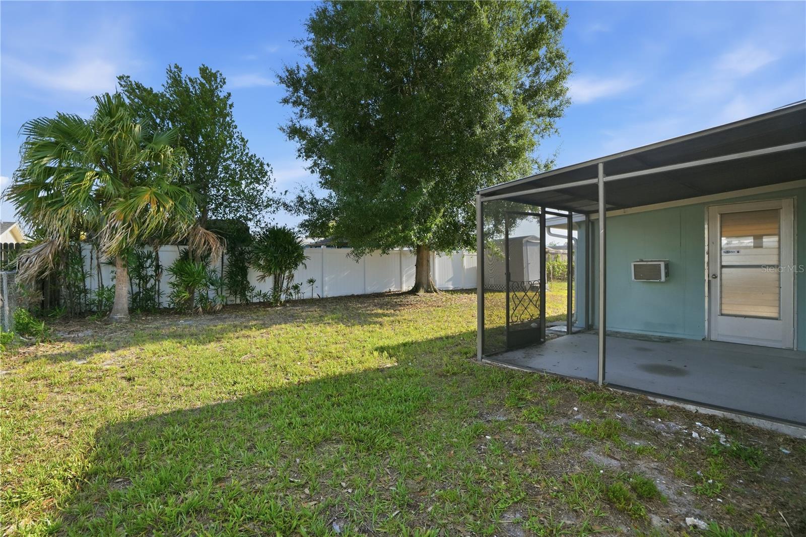 3104 SALISBURY DR — photo 25