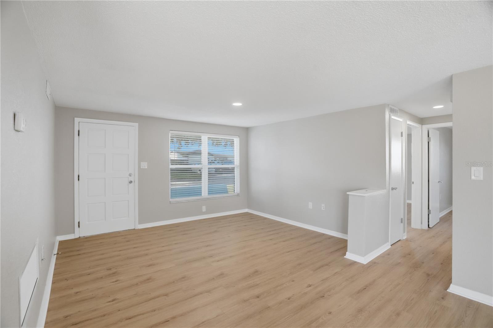 3104 SALISBURY DR — photo 6