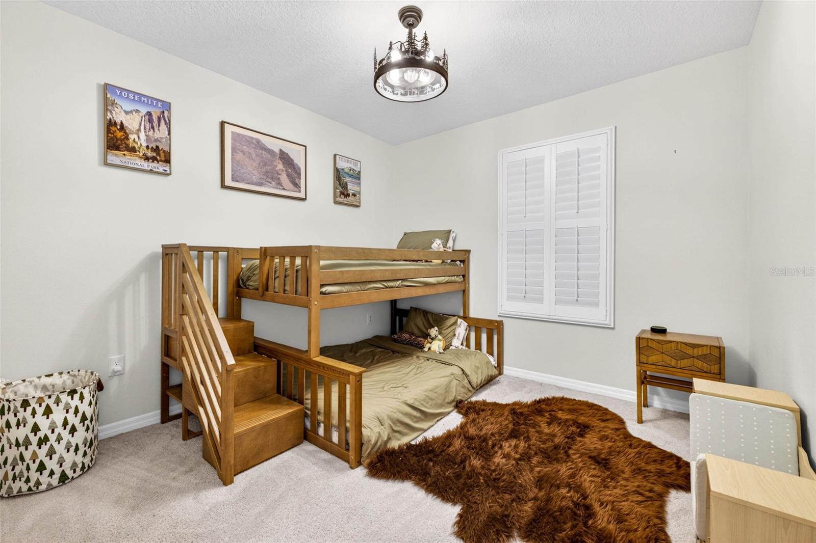13793 WINEBERRY DR — photo 35