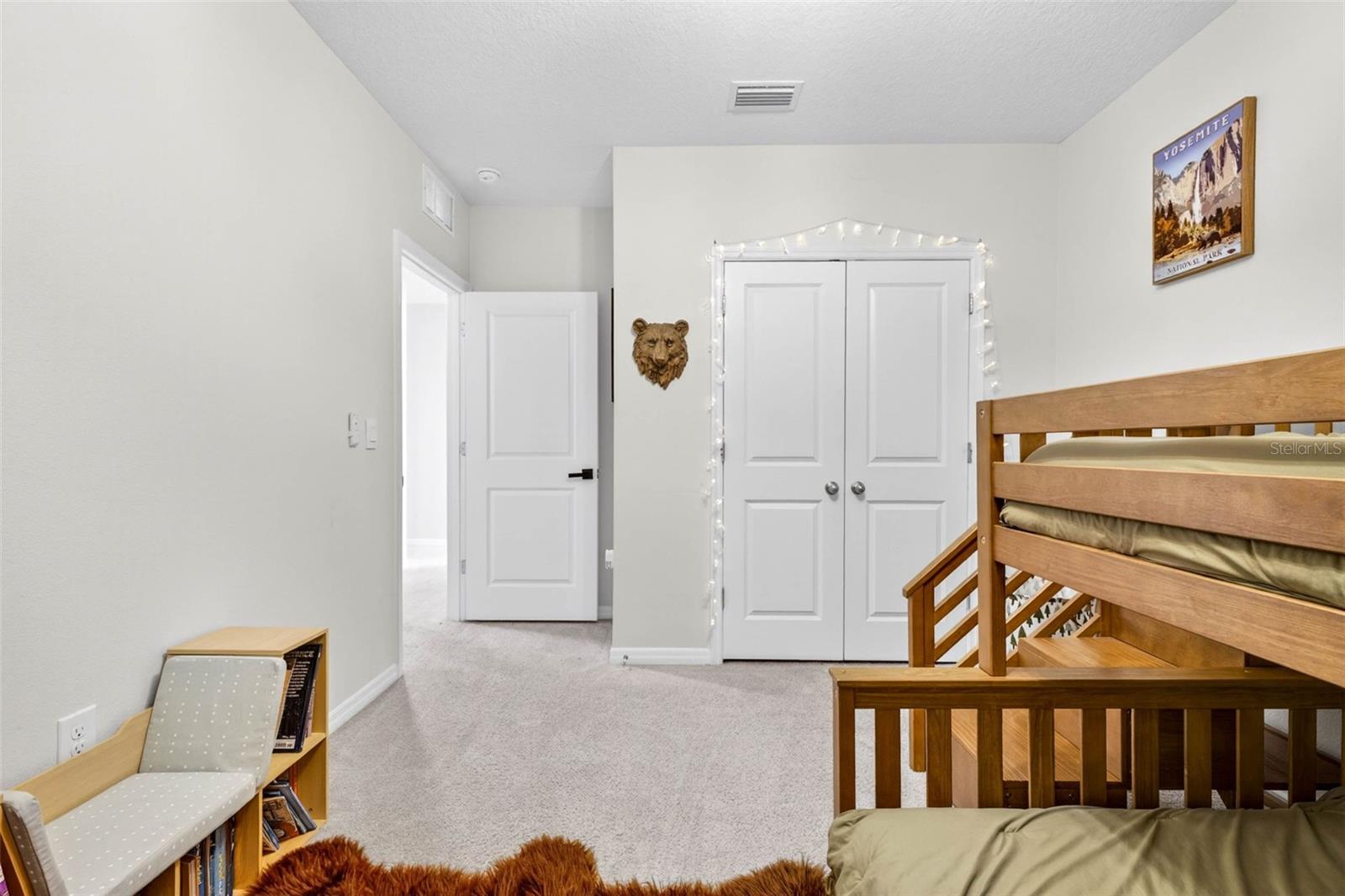 13793 WINEBERRY DR — photo 36