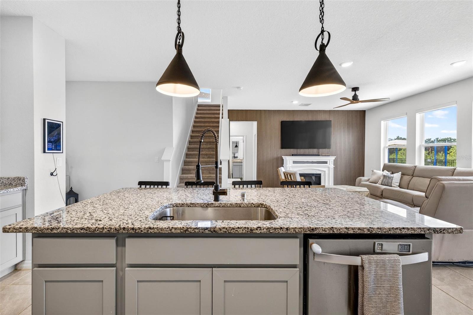 13793 WINEBERRY DR — photo 13