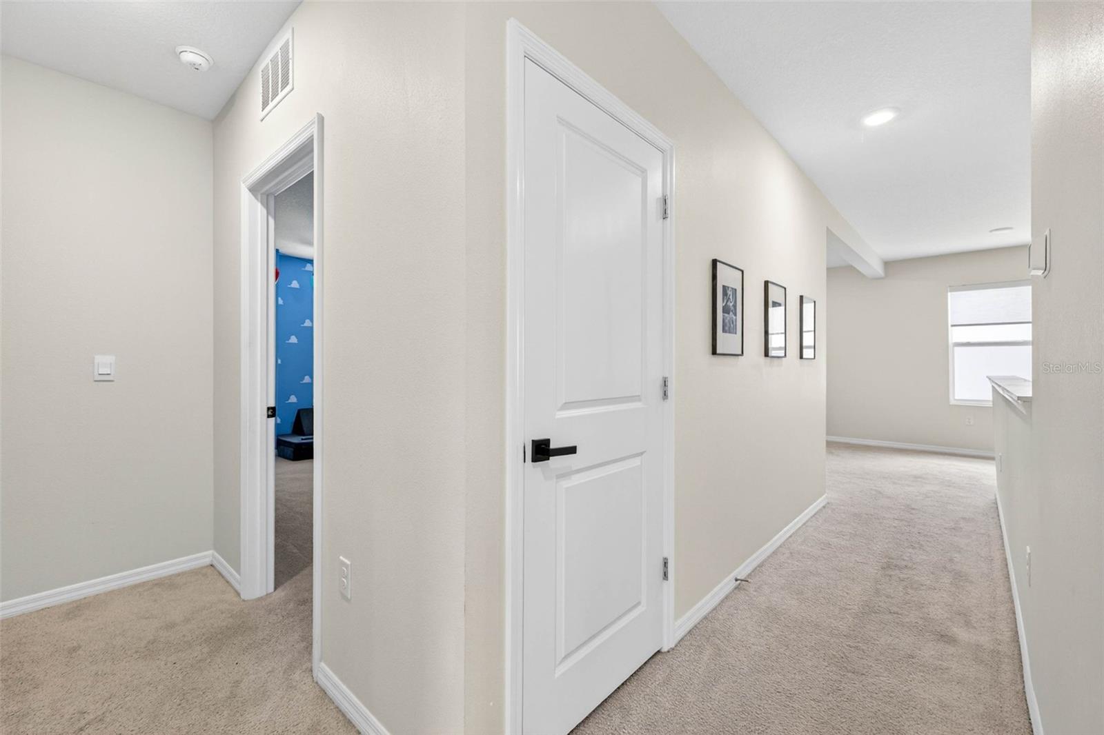 13793 WINEBERRY DR — photo 32