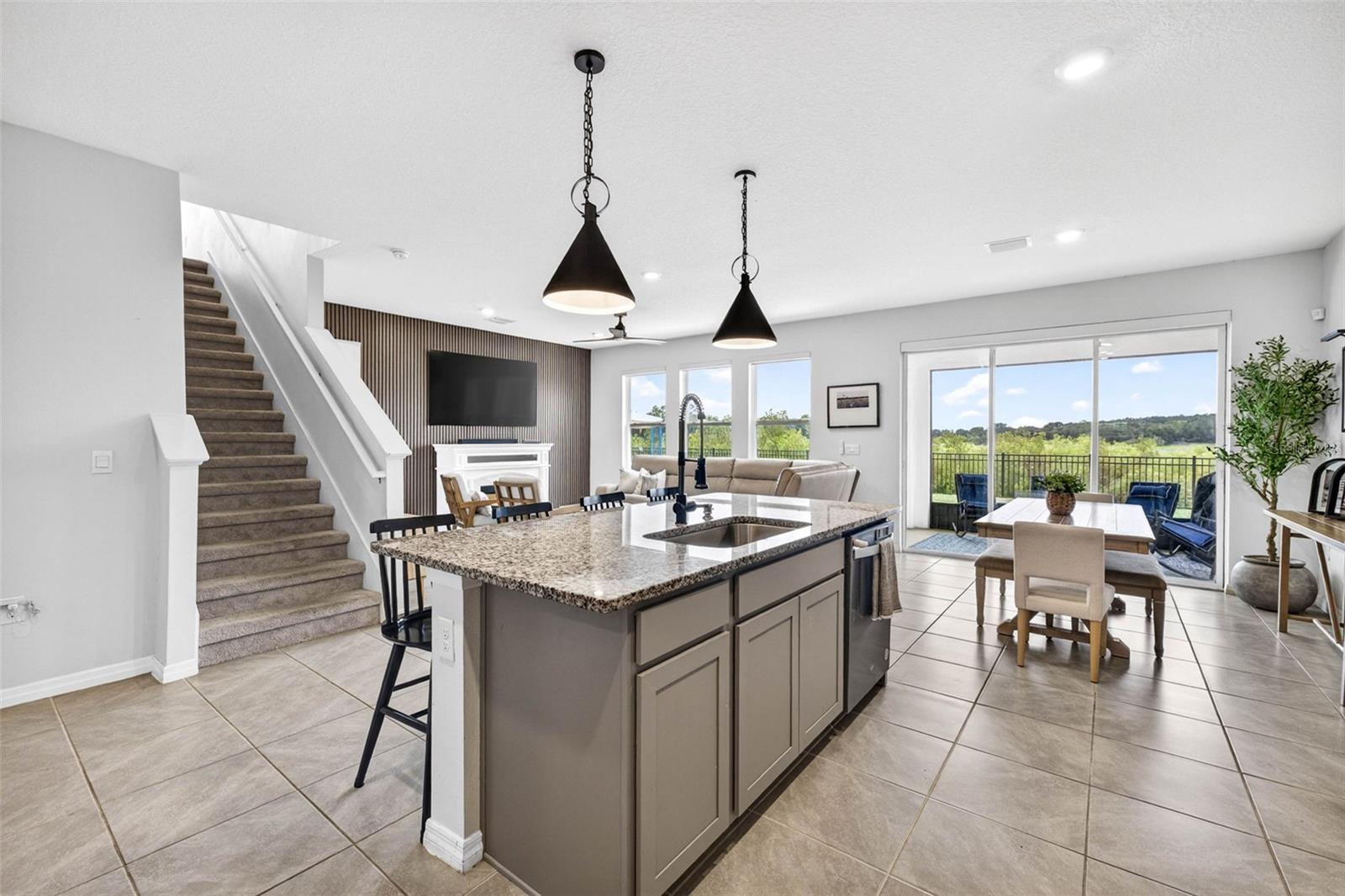 13793 WINEBERRY DR — photo 12