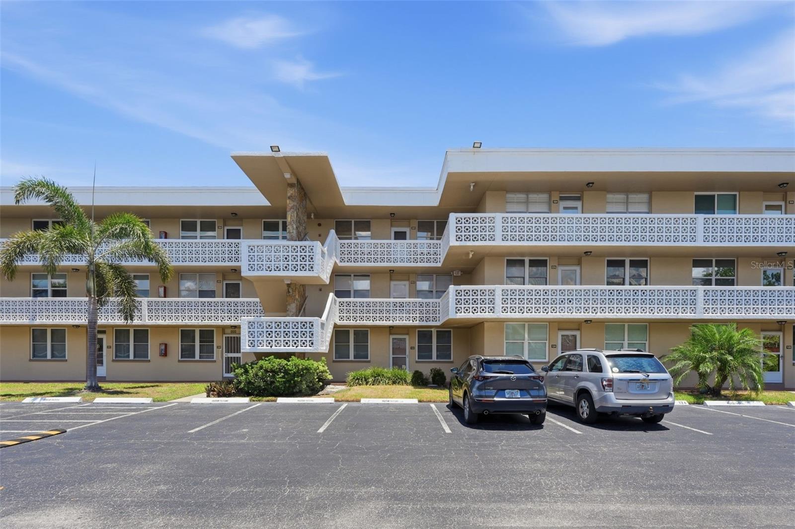 4915 BAY ST NE #323 — photo 38