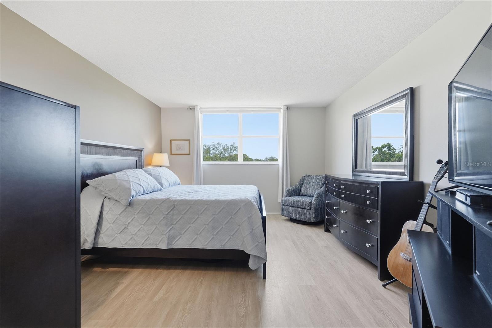 4915 BAY ST NE #323 — photo 31