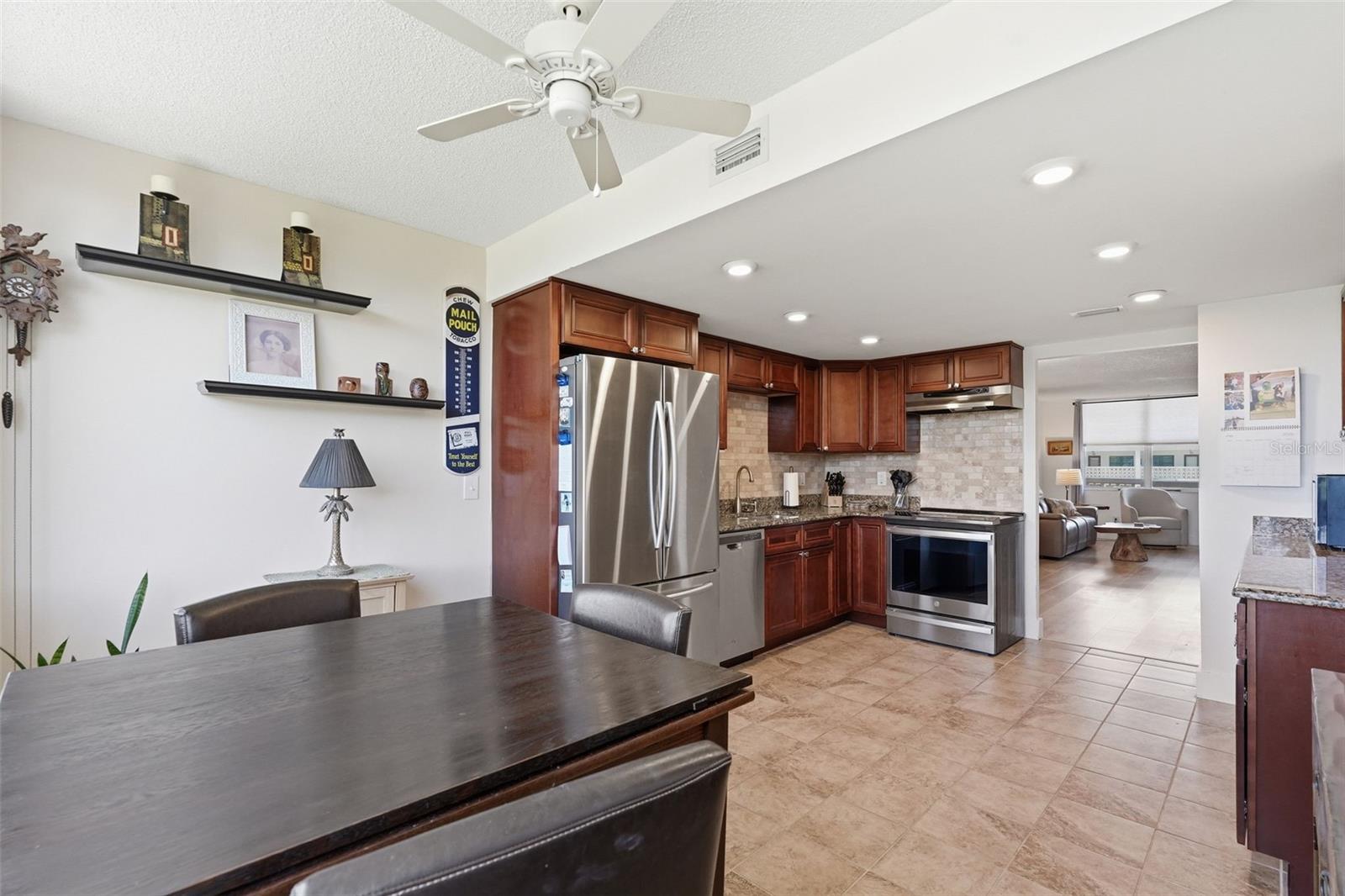 4915 BAY ST NE #323 — photo 30