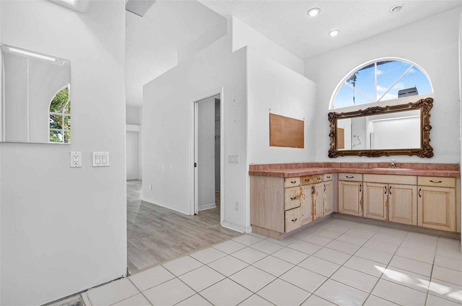 8911 RIVERLACHEN WAY — photo 40