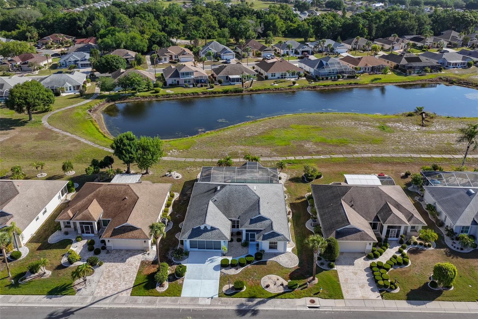 323 CALOOSA PALMS CT — photo 34