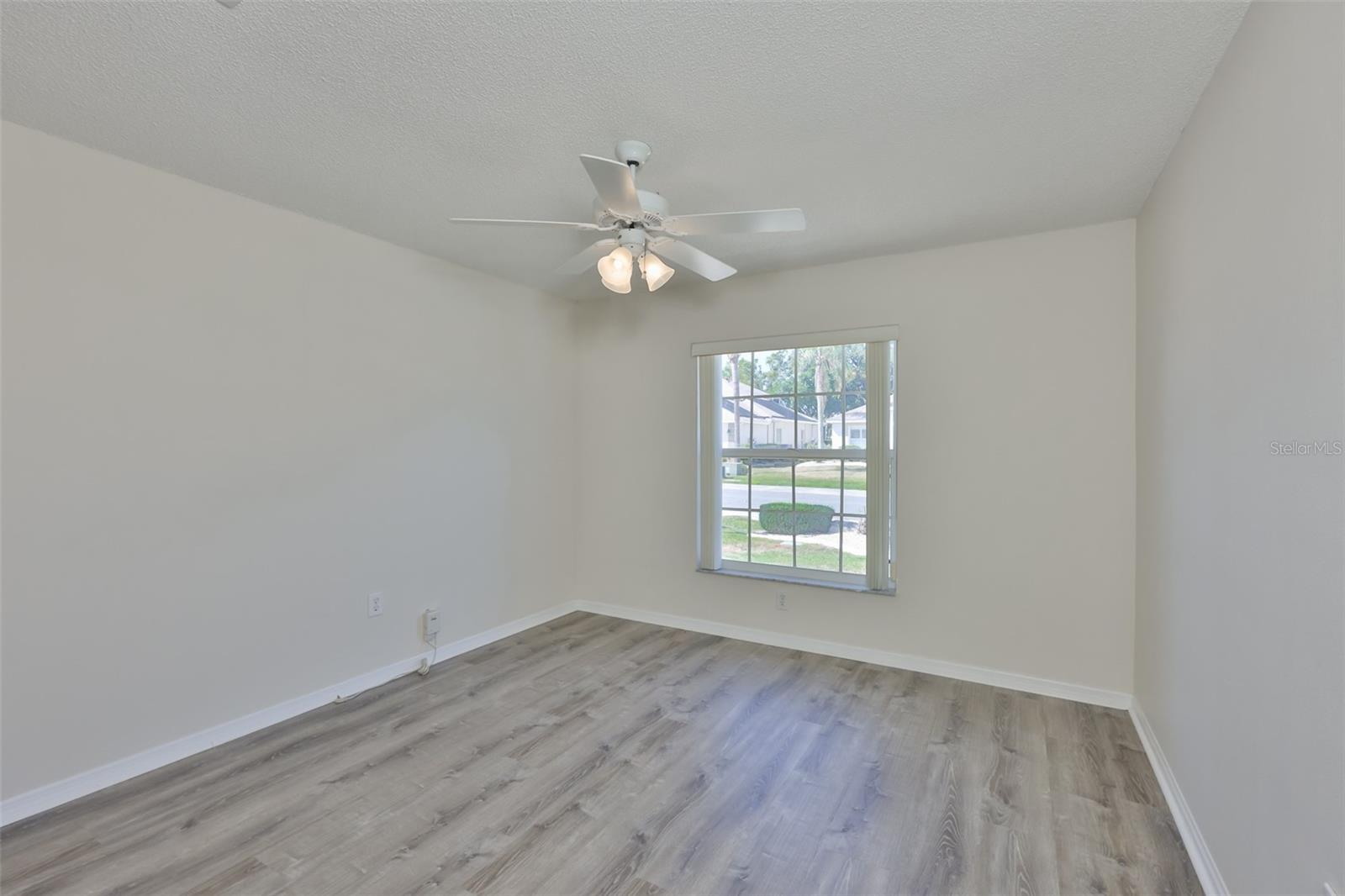 323 CALOOSA PALMS CT — photo 27