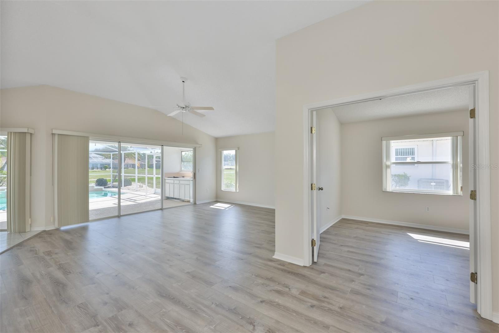 323 CALOOSA PALMS CT — photo 13