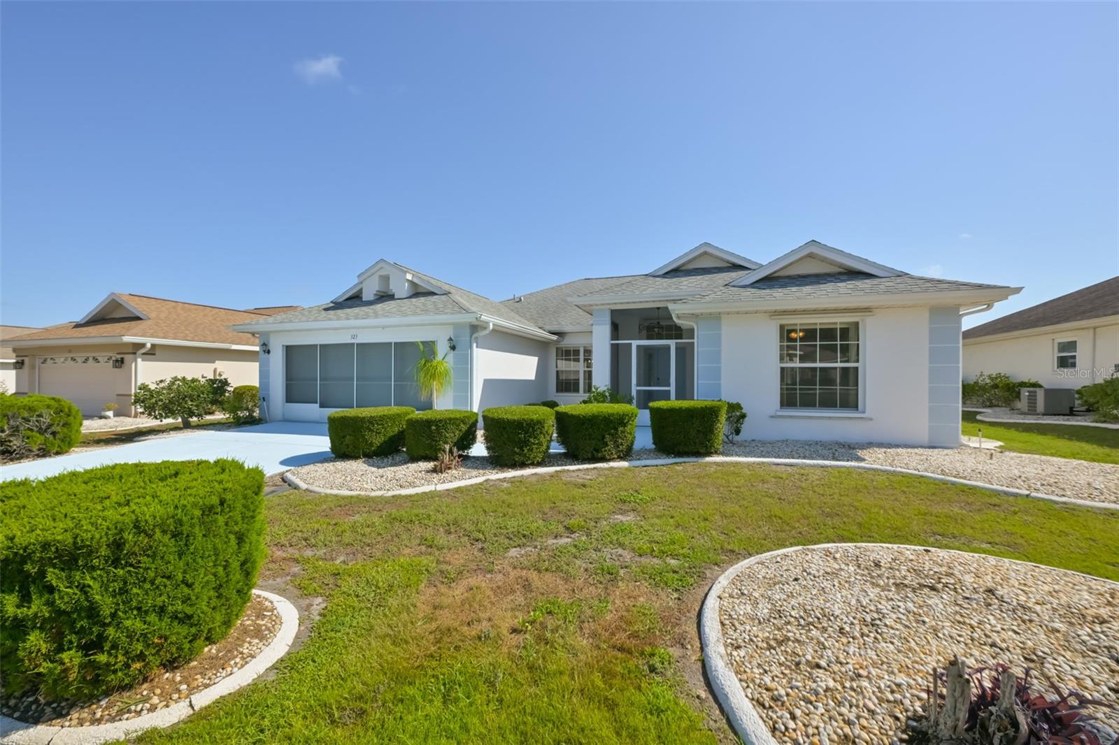 323 CALOOSA PALMS CT — photo 2