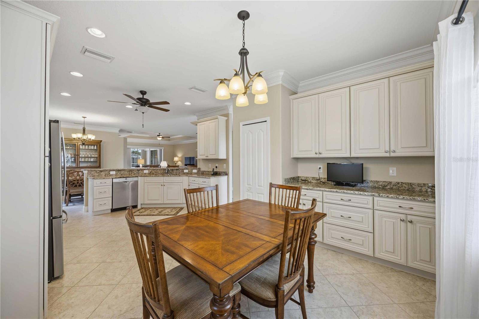 409 TOMOKA DR — photo 16