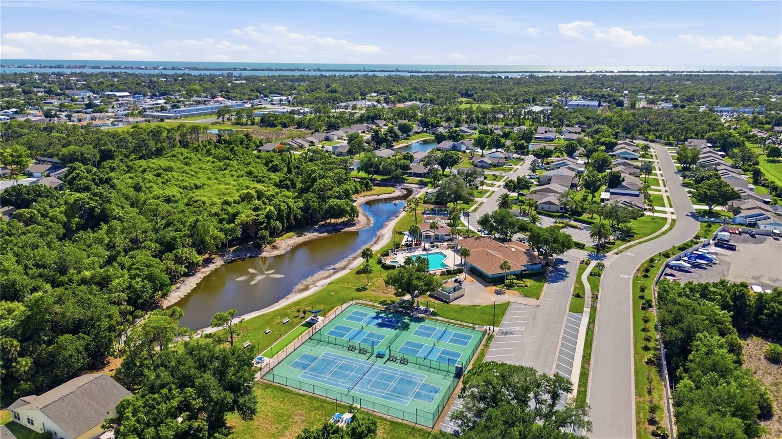 409 TOMOKA DR — photo 48