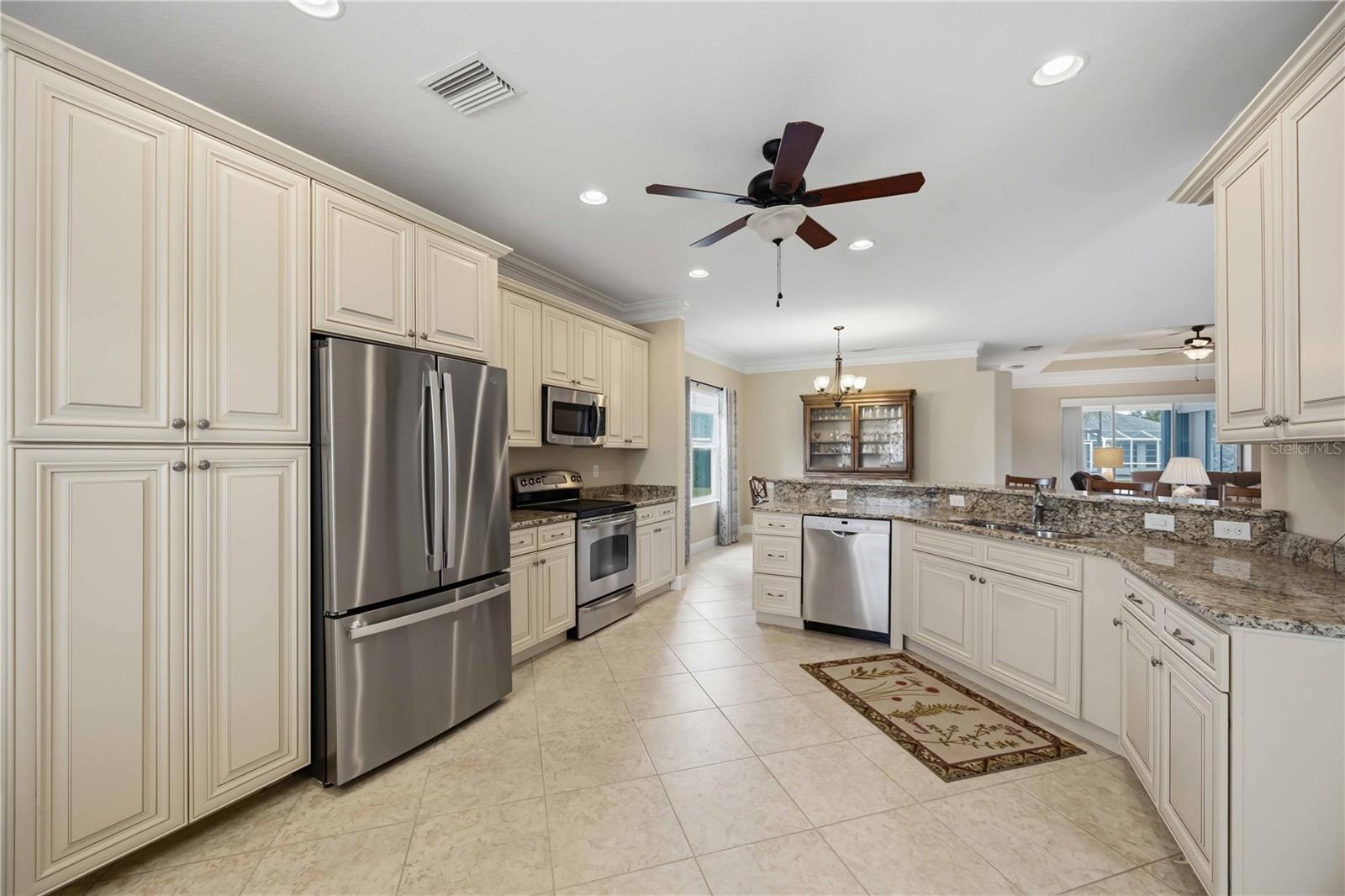 409 TOMOKA DR — photo 14