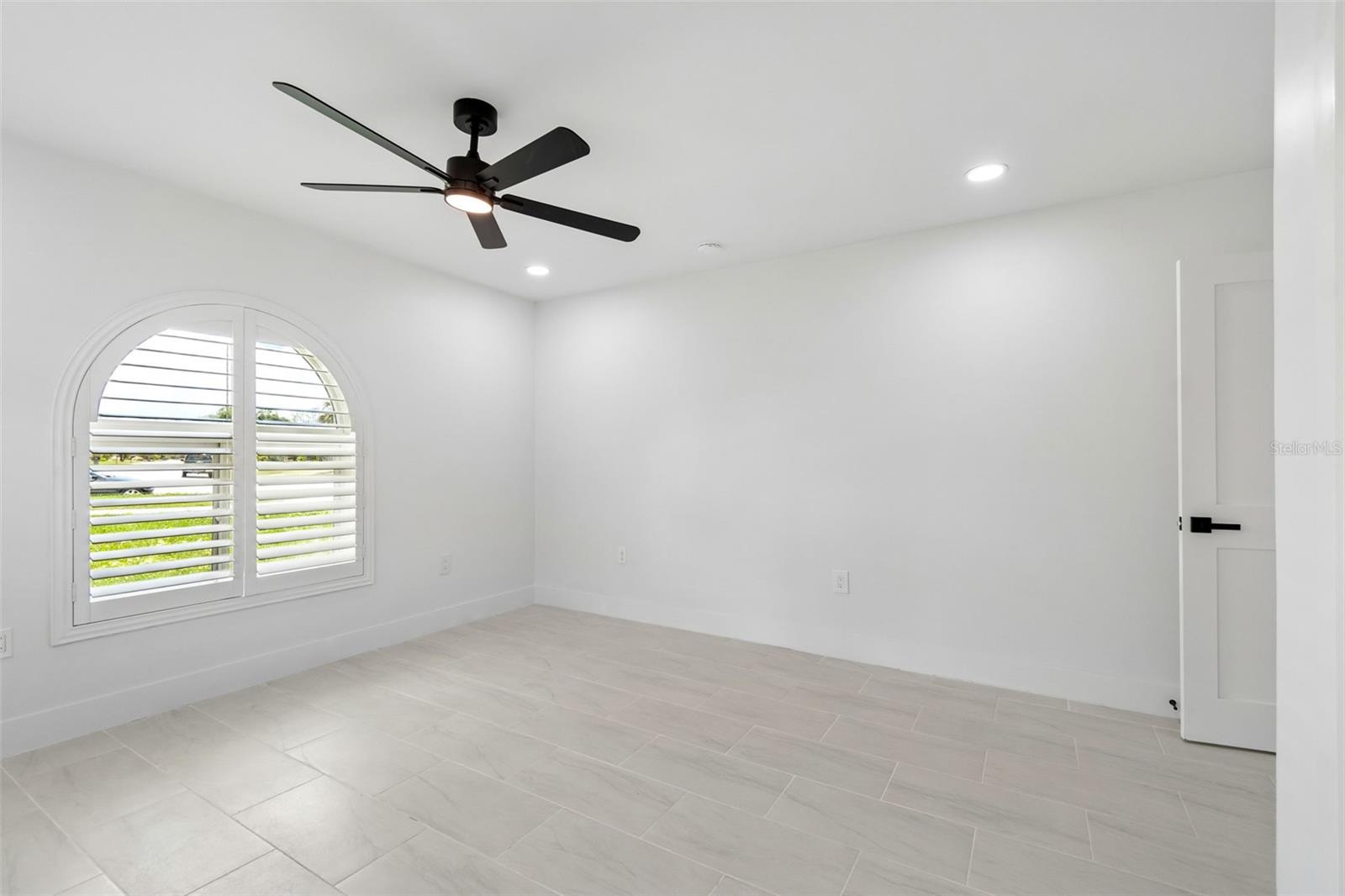10238 TARPON DR — photo 32