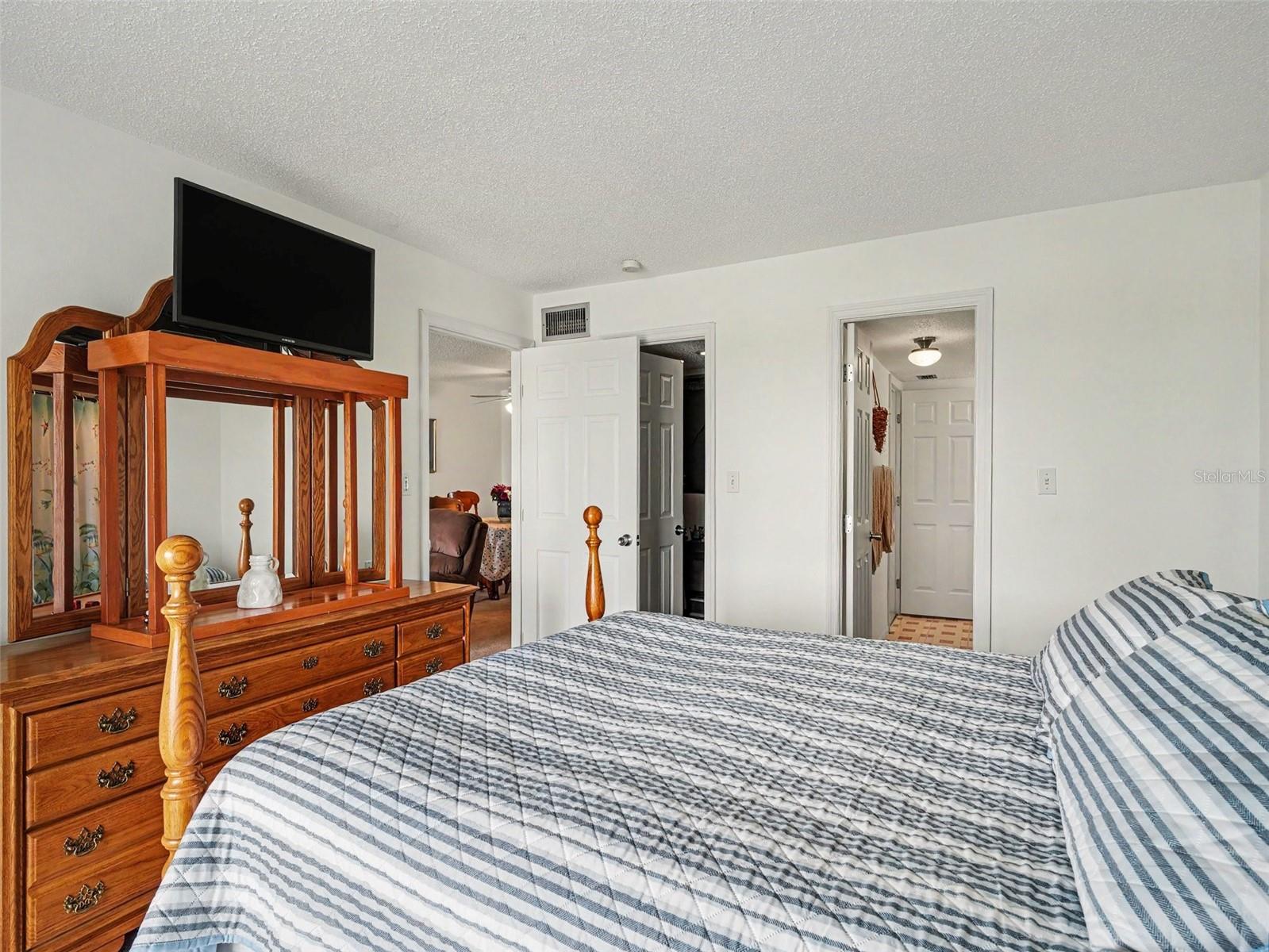 3801 LAKE BAYSHORE DR #H413 — photo 17