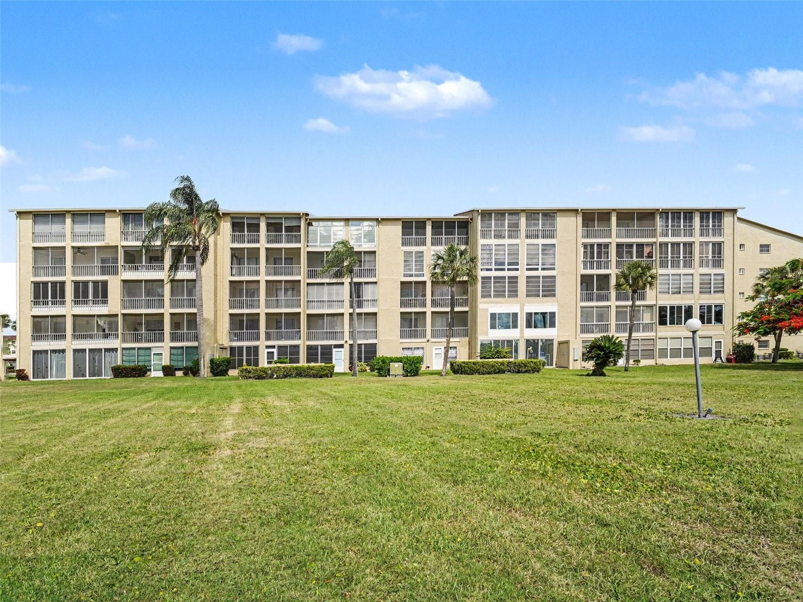 3801 LAKE BAYSHORE DR #H413 — photo 24