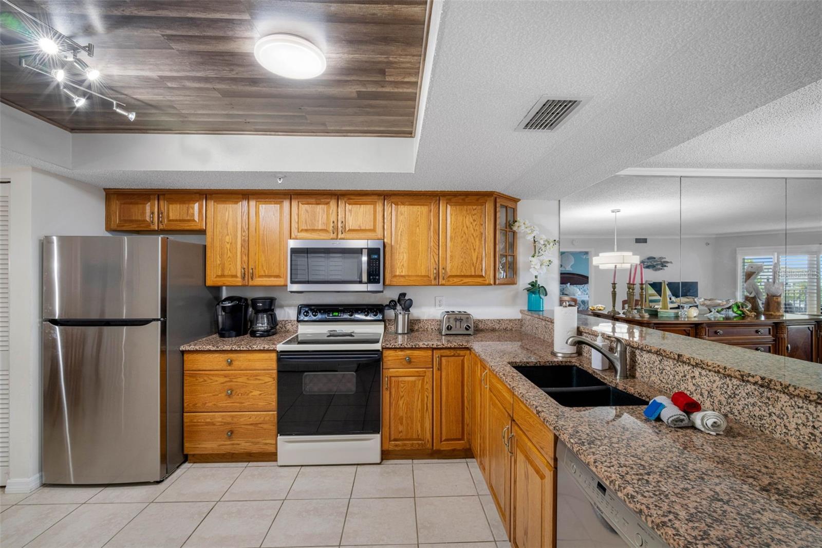 18400 GULF BLVD #1301 — photo 11