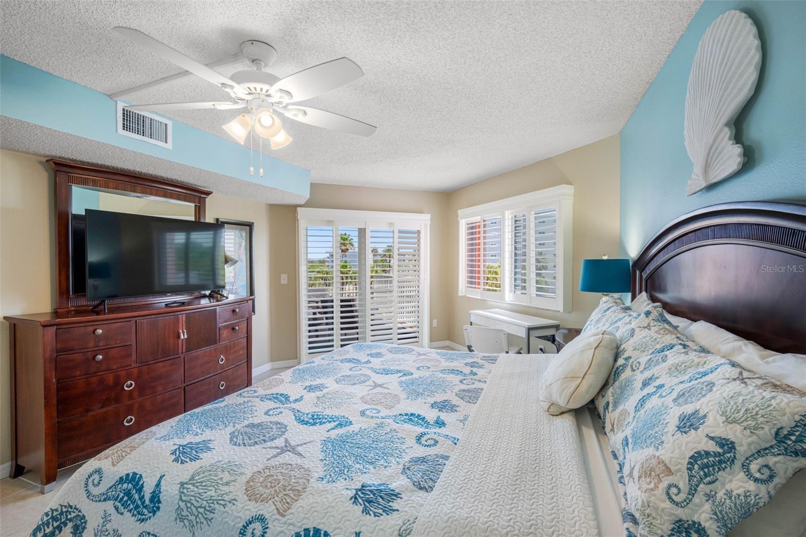 18400 GULF BLVD #1301 — photo 16