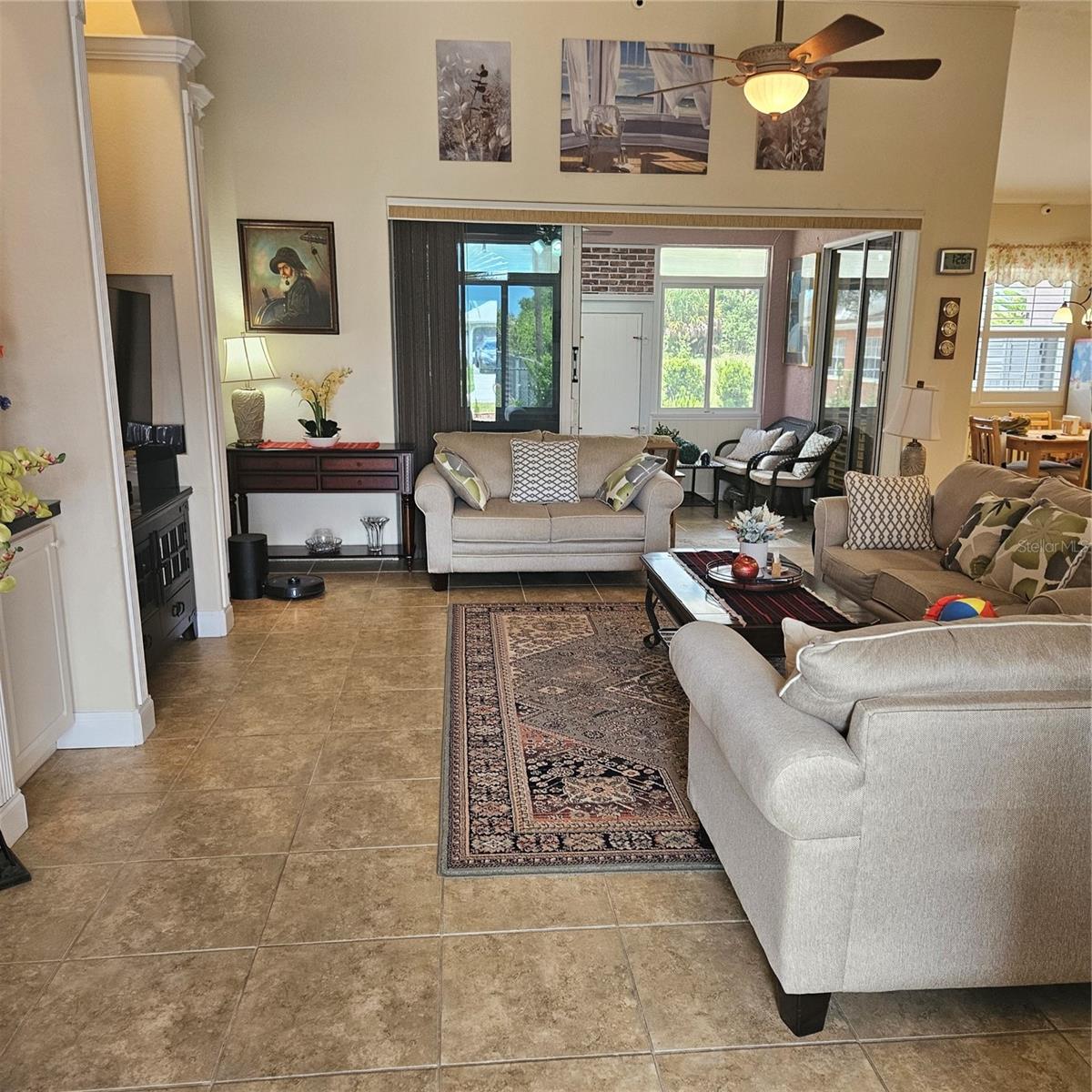 8357 DENARGO RD — photo 8