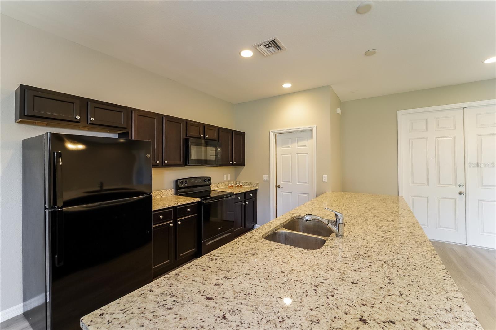 4311 ABCOR RD — photo 4
