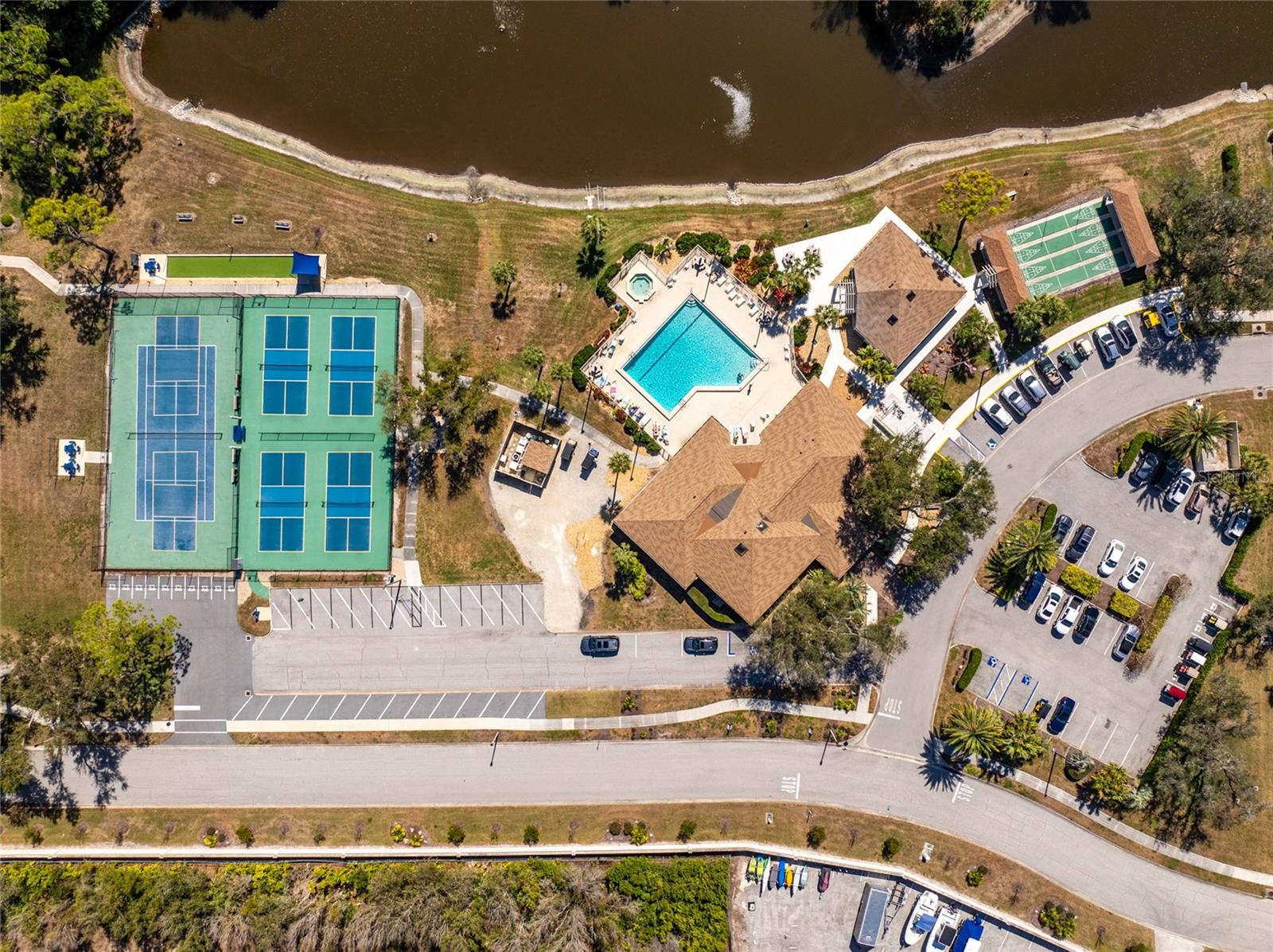 413 TOMOKA DR — photo 2