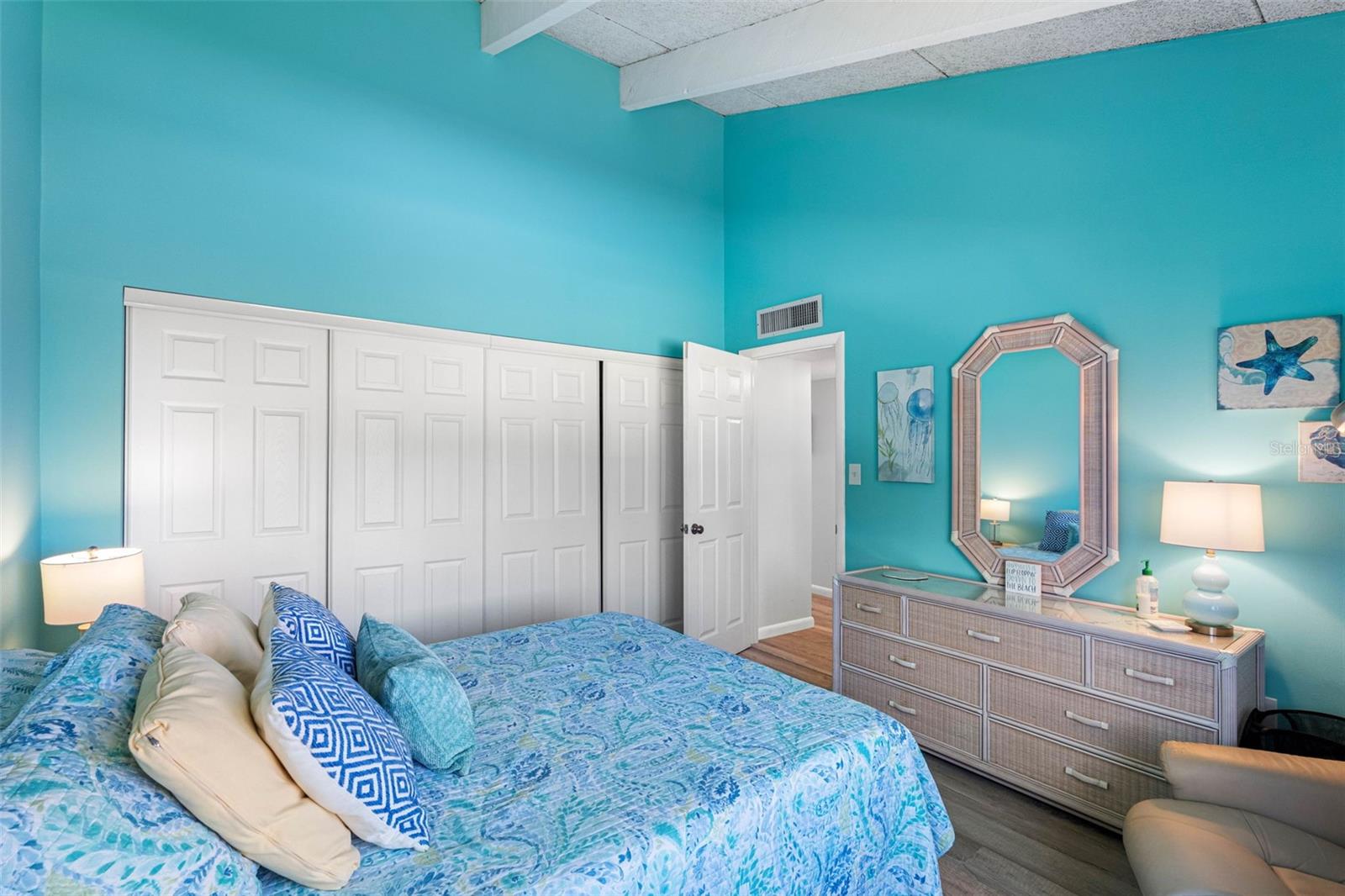 1401 GULF BLVD #212 — photo 32