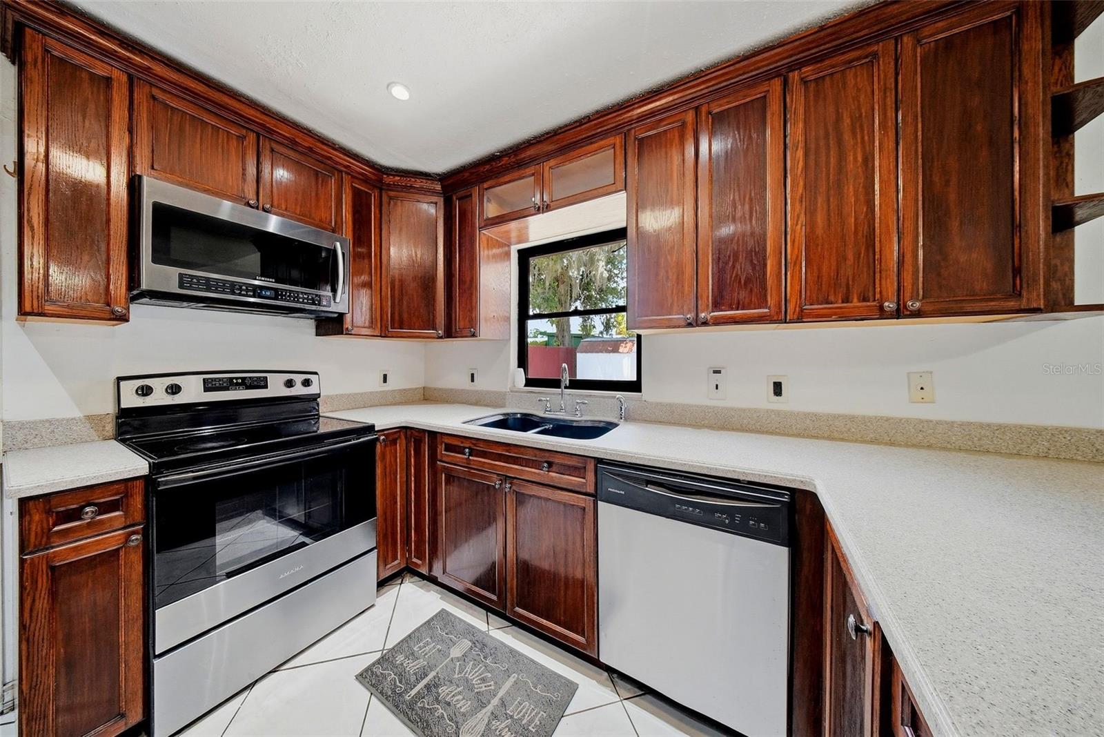 5020 PINE ST — photo 12