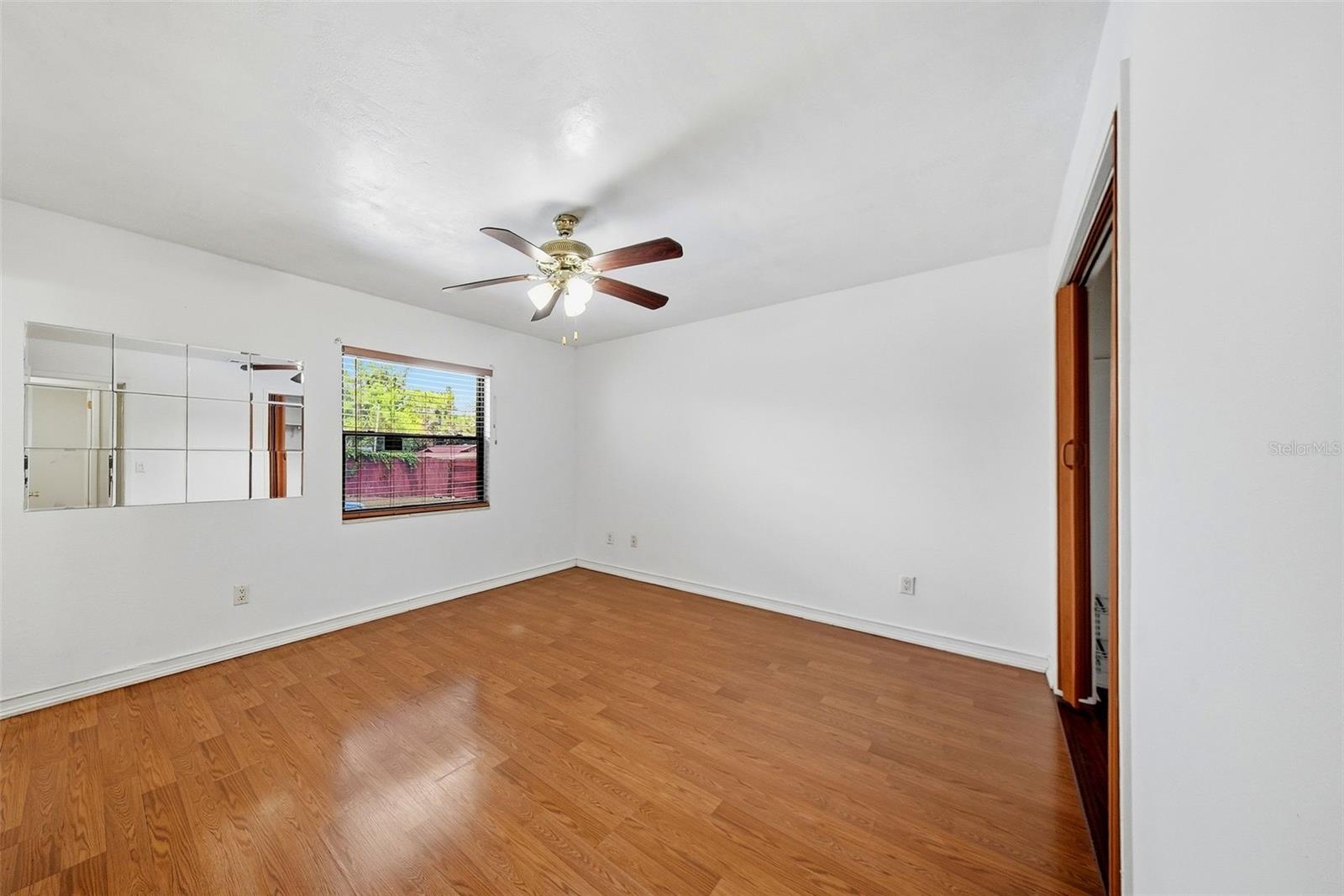 5020 PINE ST — photo 16