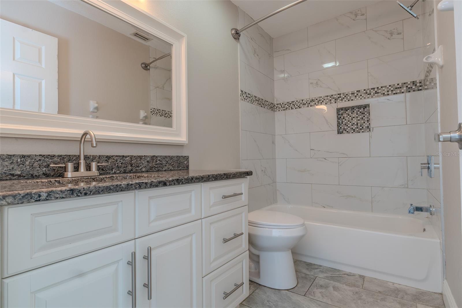 8018 W POCAHONTAS AVE — photo 23