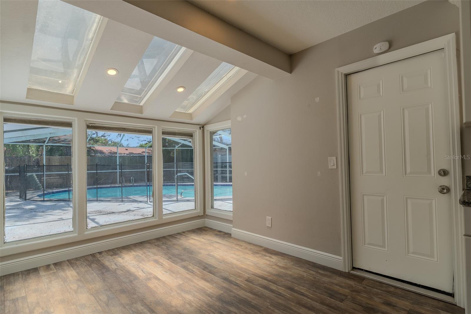 8018 W POCAHONTAS AVE — photo 21