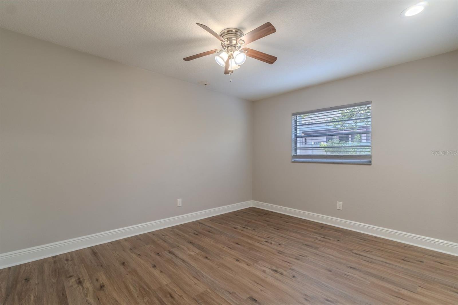 8018 W POCAHONTAS AVE — photo 16