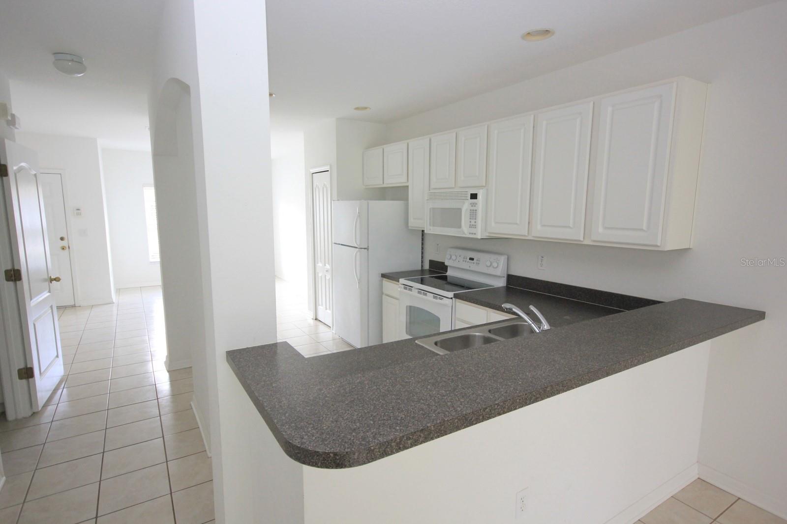 15643 STABLE RUN DR — photo 2