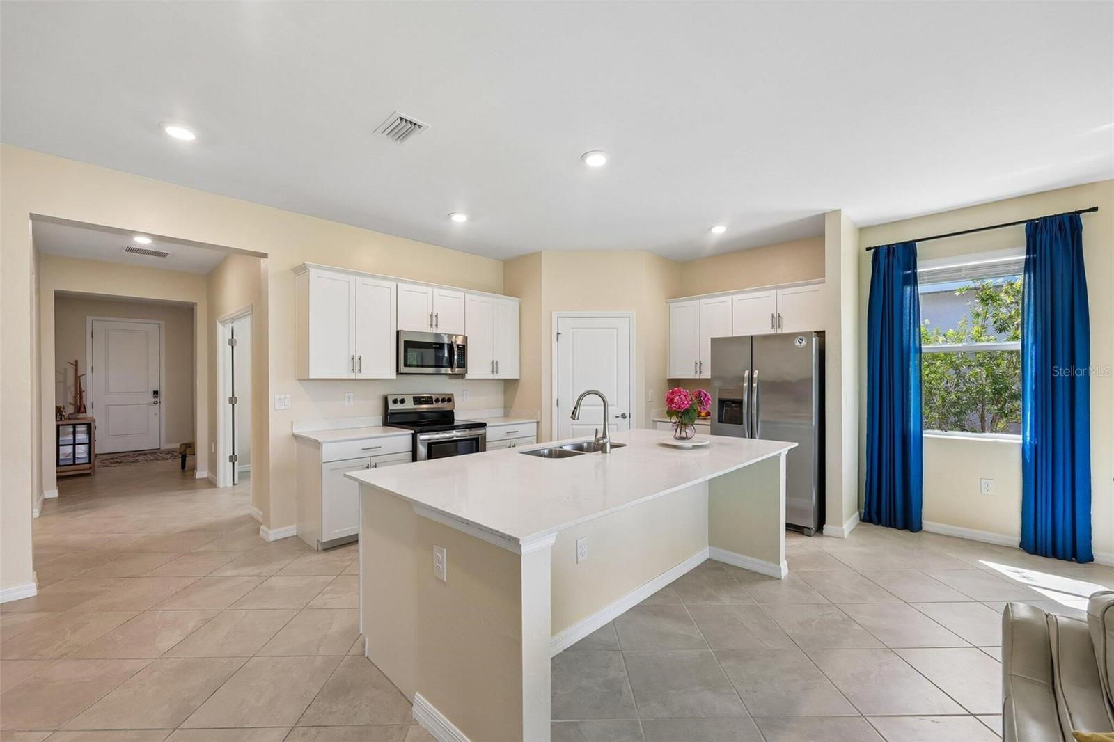 11177 PINOT DR — photo 18