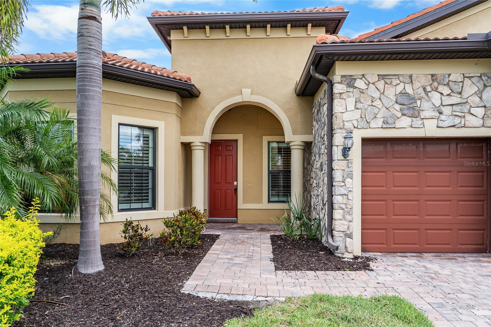 5700 SWEET LEAF WAY — photo 2