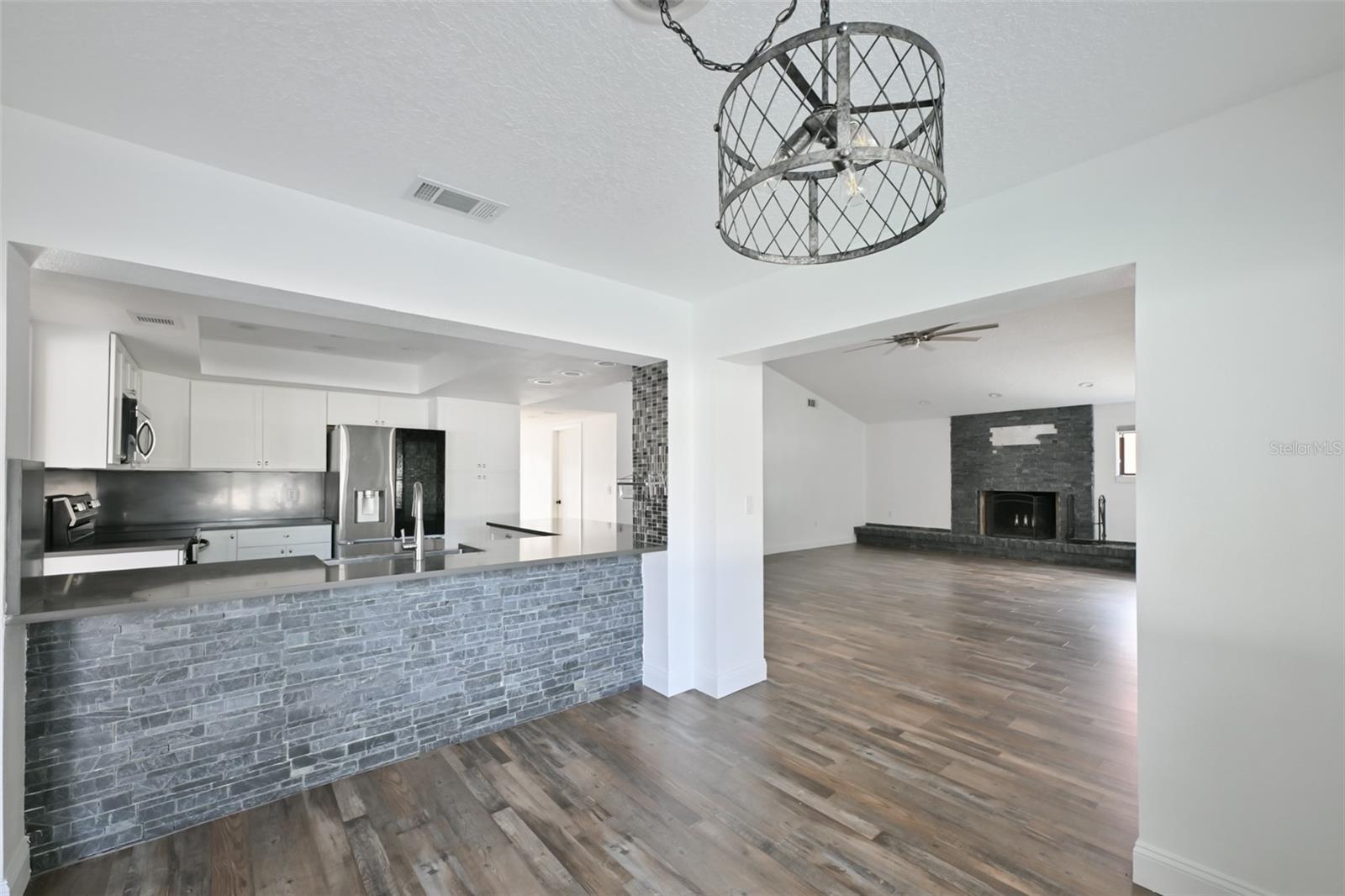 2701 HERNDON ST — photo 14