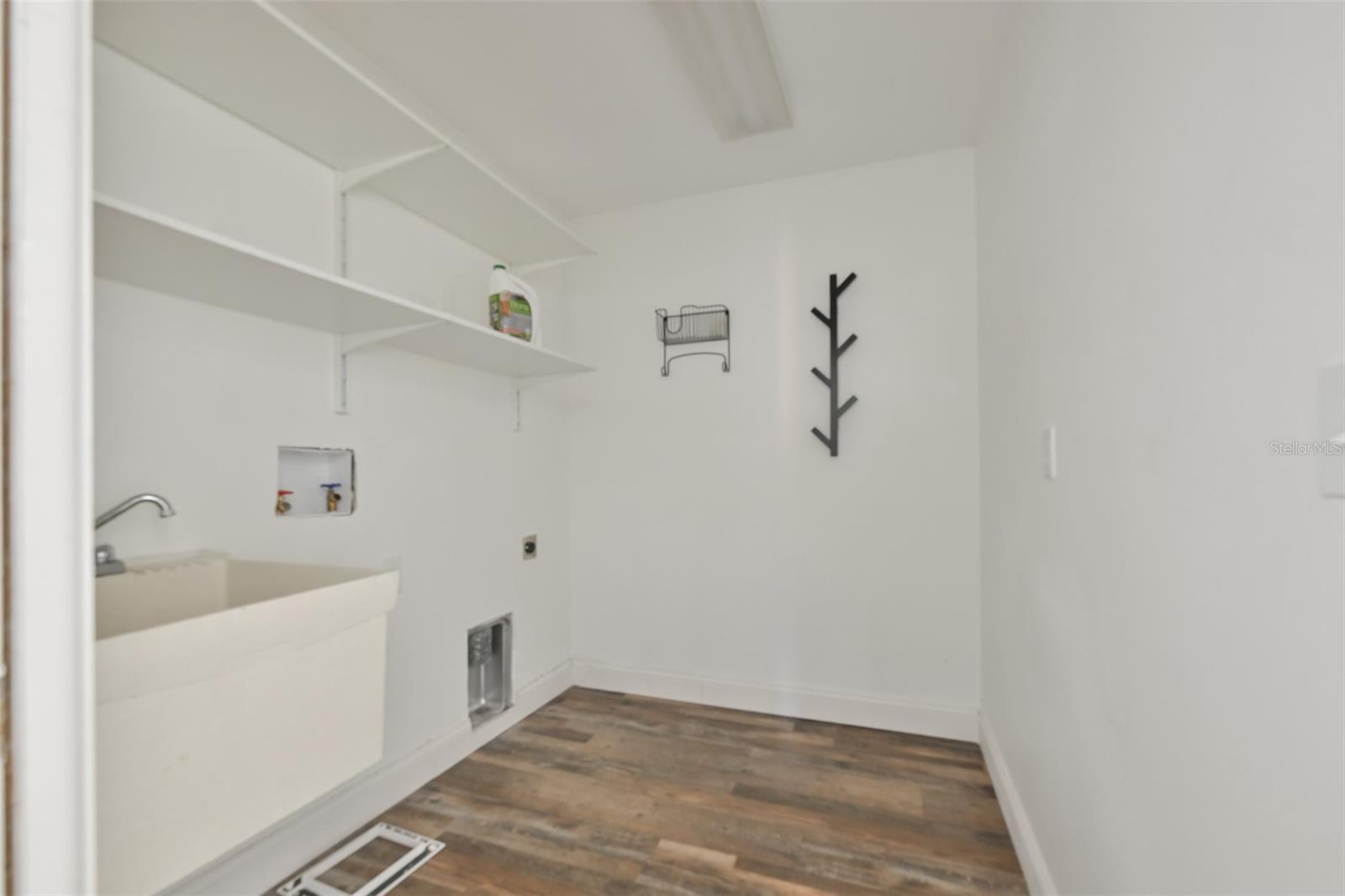 2701 HERNDON ST — photo 49