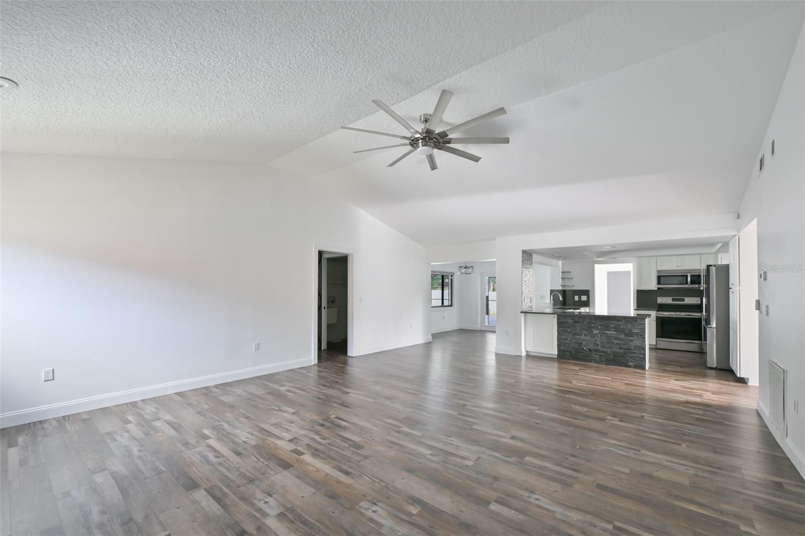 2701 HERNDON ST — photo 8