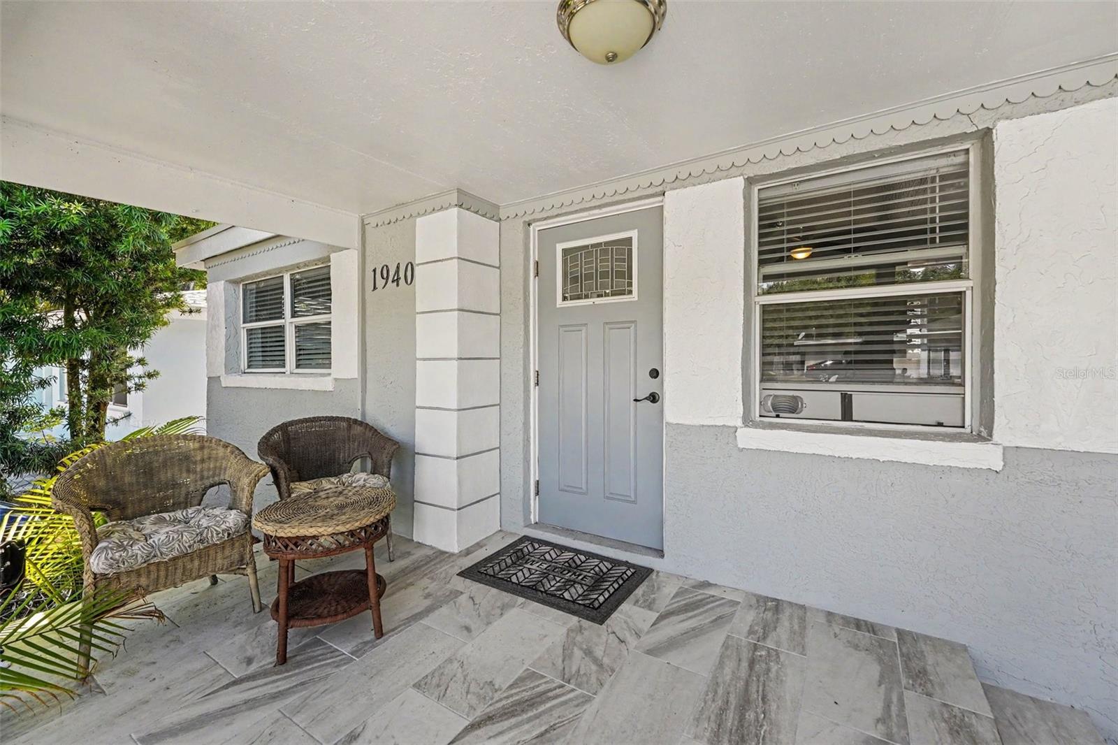 1940 N BETTY LN — photo 2