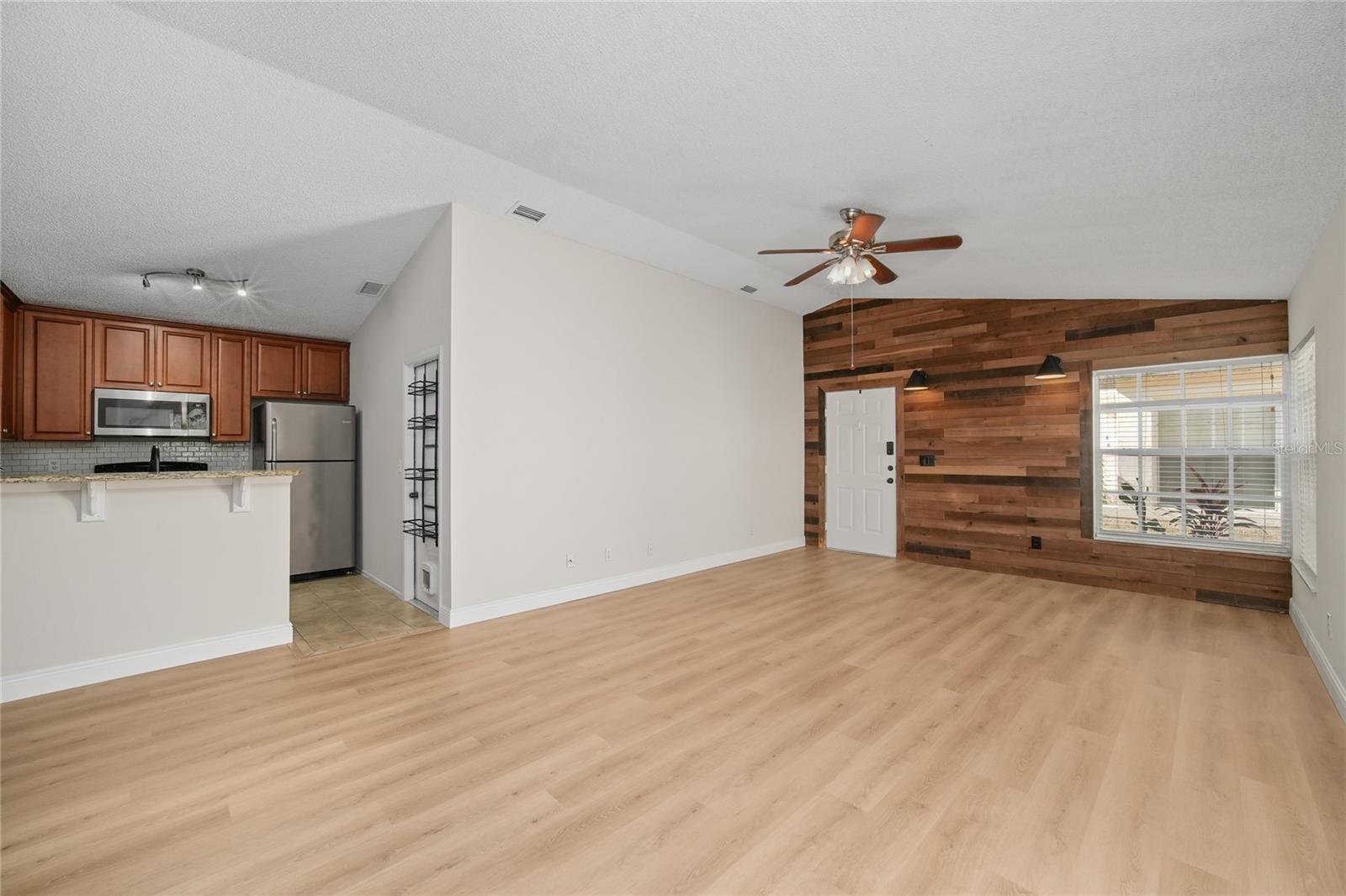 2751 WILSON CT — photo 17