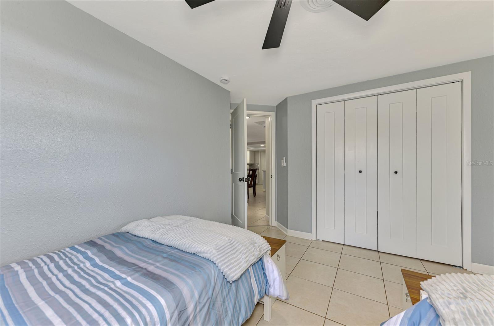 361 FALKLAND RD — photo 27