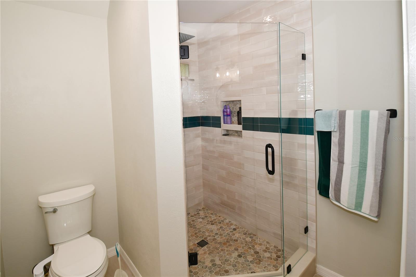7519 HARBOR VIEW WAY — photo 17