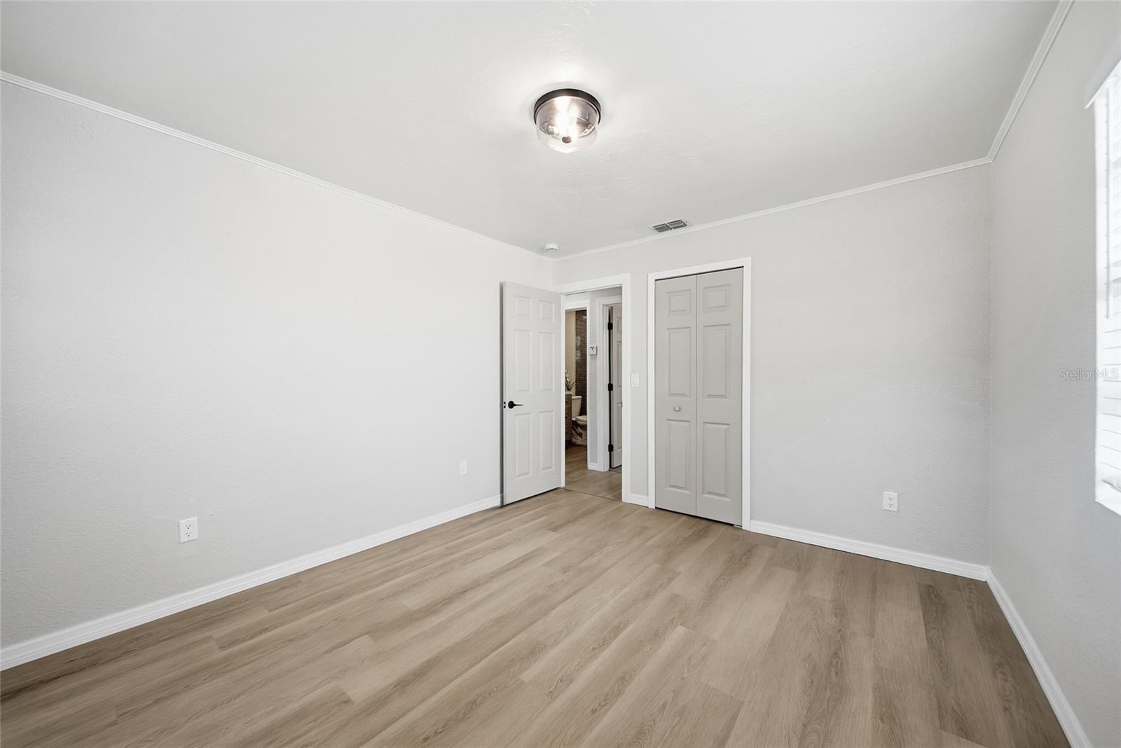 125 CRYSTAL BEACH AVE — photo 20