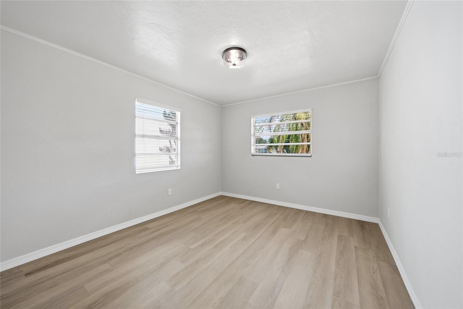 125 CRYSTAL BEACH AVE — photo 19