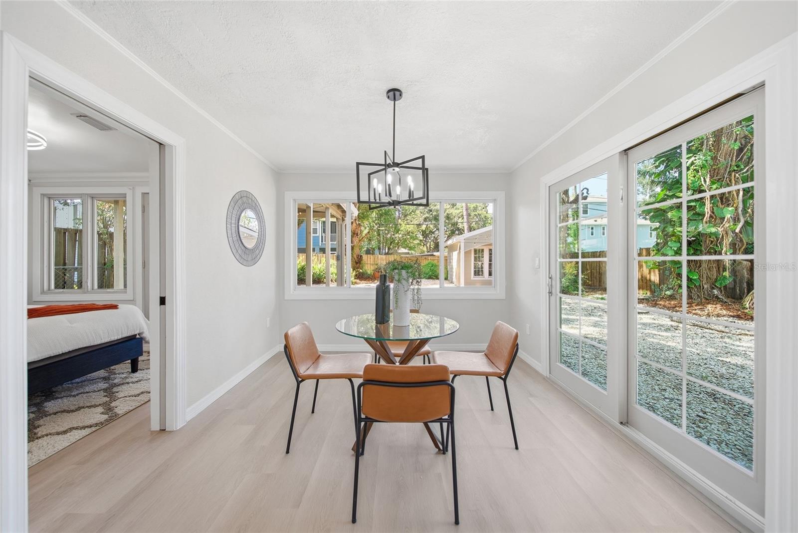 125 CRYSTAL BEACH AVE — photo 11