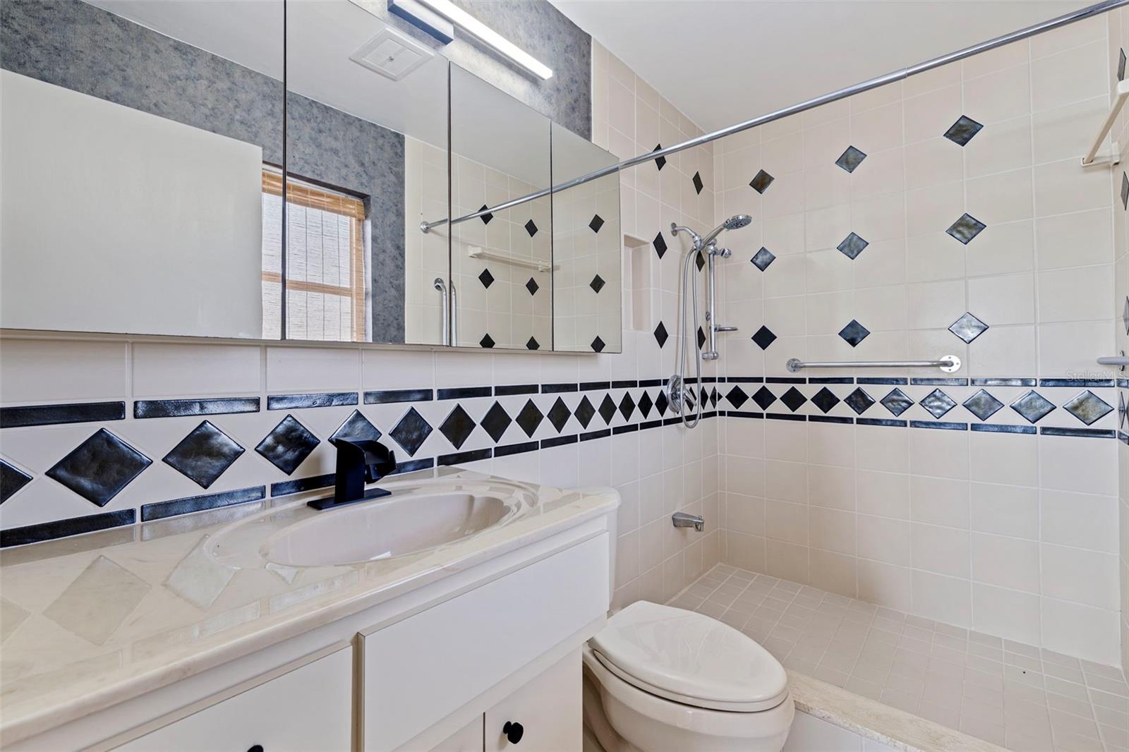 3717 46TH AVE S #11 — photo 34