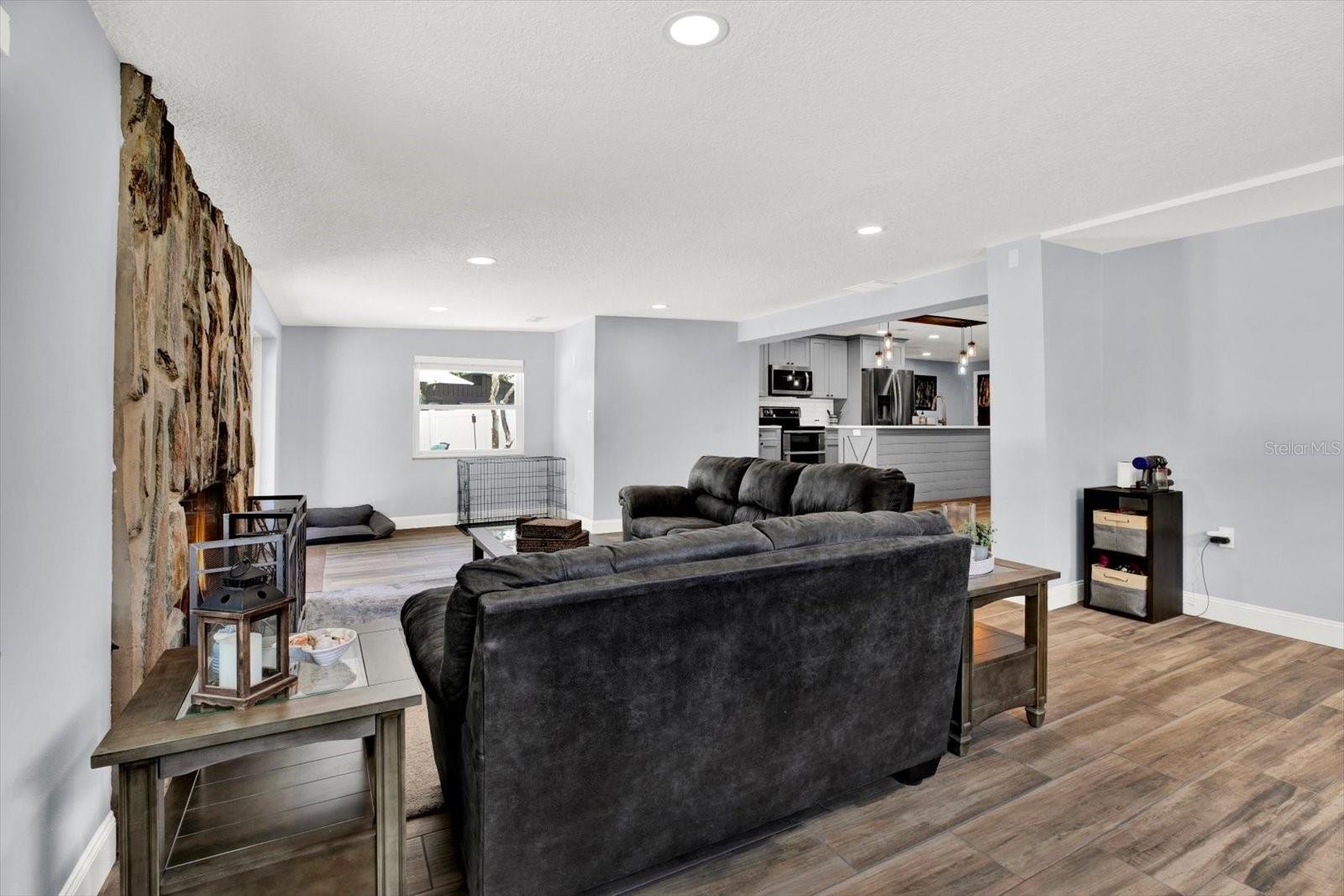 11519 BELMACK BLVD N — photo 21