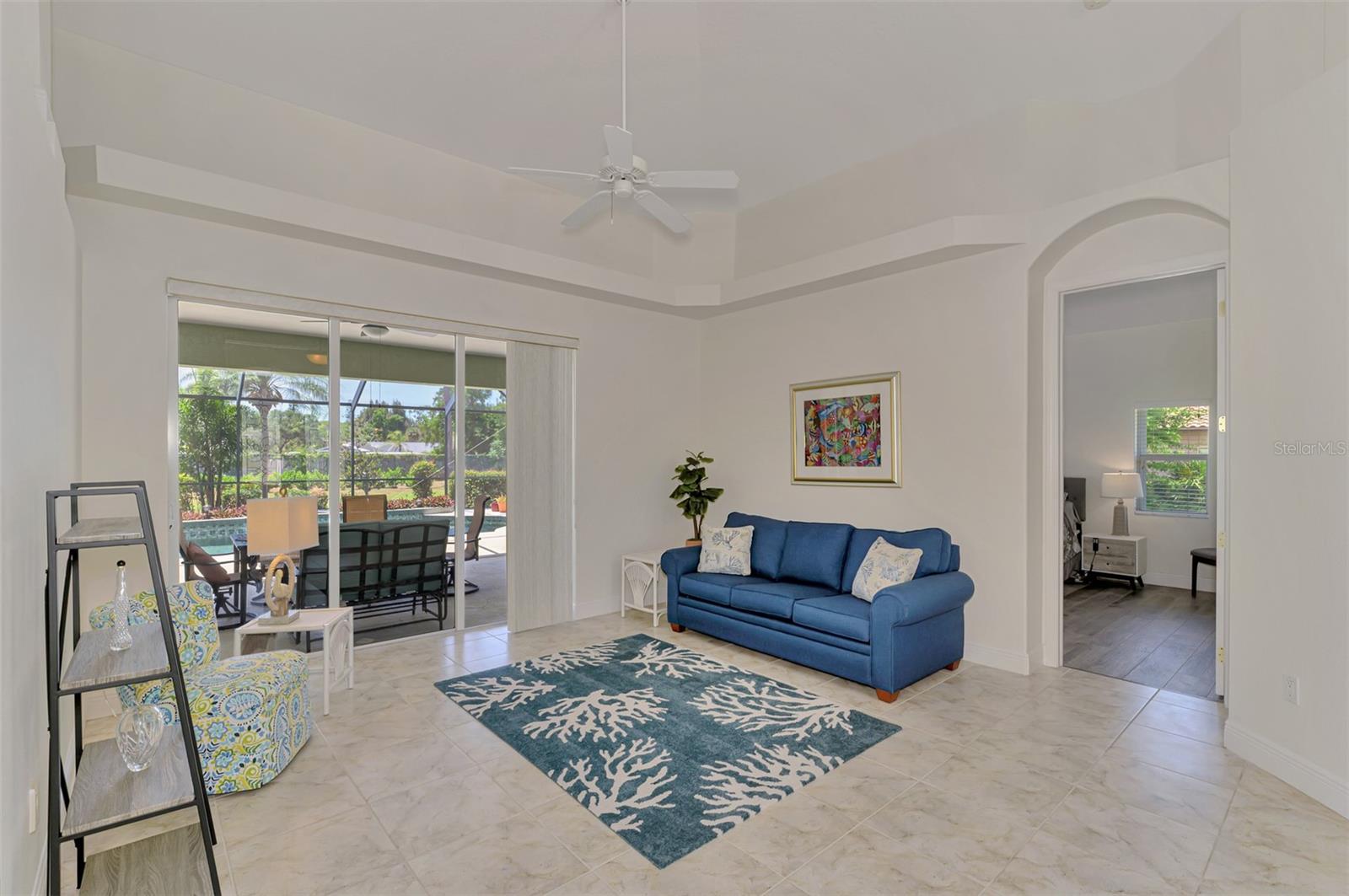 900 PARK PLACE DR — photo 19