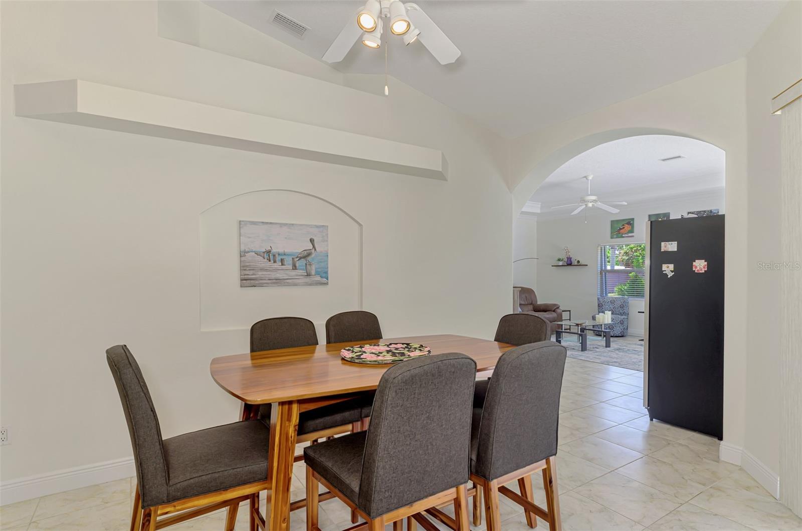 900 PARK PLACE DR — photo 36